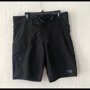 Men’s North Face shorts 34